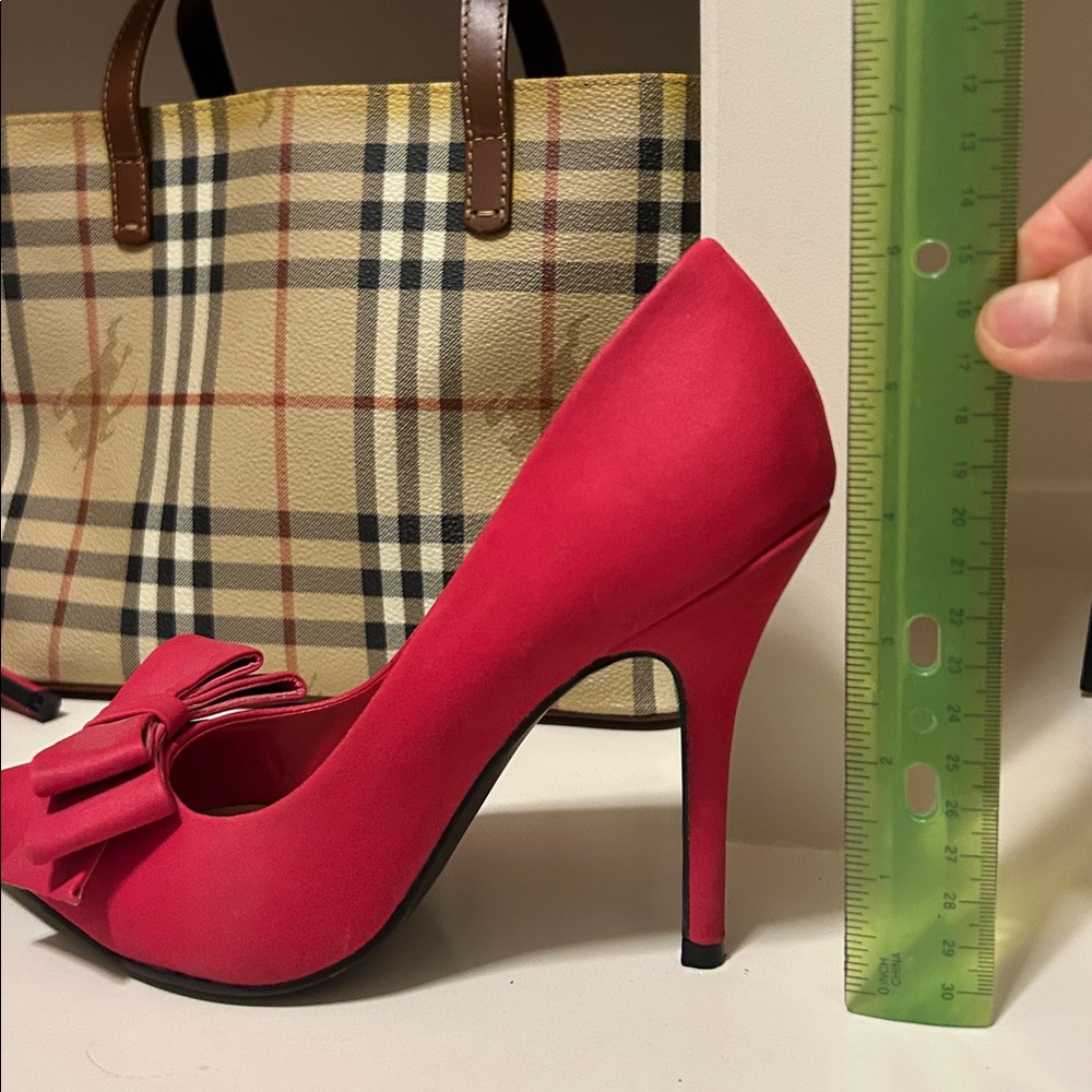 JustFab Vibrant Red Bow Heels - Picture 11 of 11